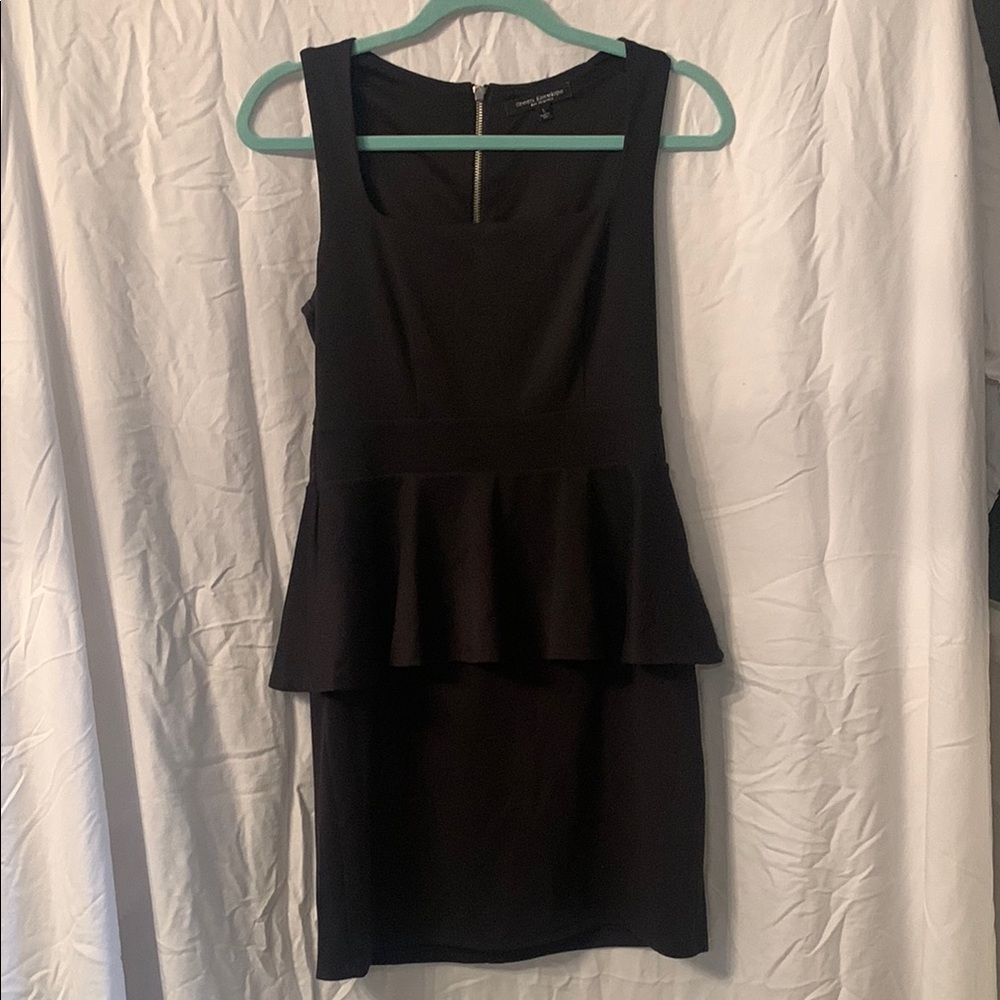 Green Envelope Black Sleeveless Peplum Cocktail Dress